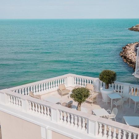 Готель Tra Cielo E Mare В'єсте Екстер'єр фото